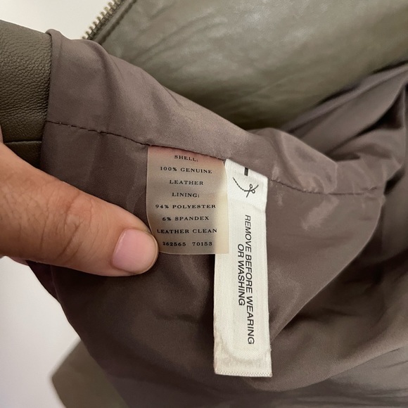 Ann Taylor Leather Bomber Jacket in Green, Size: Small - Picture 5 of 7